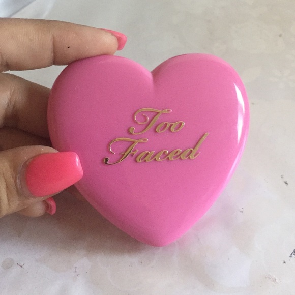 Too Faced Blush "Justify my Love"