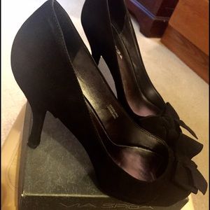 Via Spiga black suede heel size 8.5