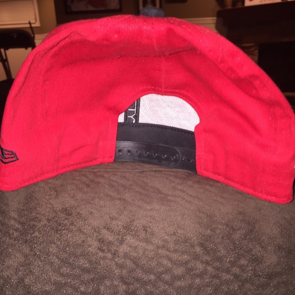 Cincinnati Reds hat - Picture 3 of 3