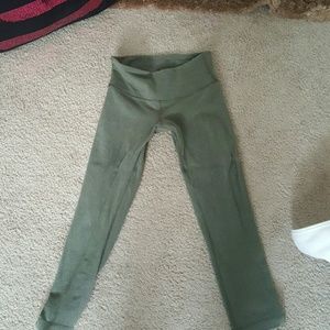 Lululemon Wunder under