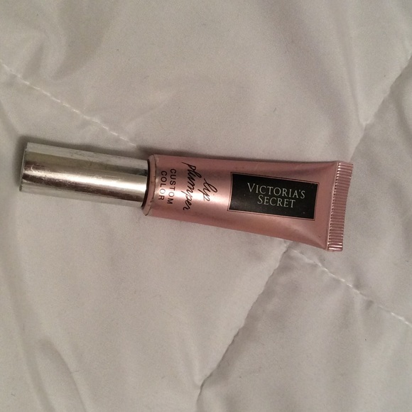 VICTORIA'S SECRET lip plumper