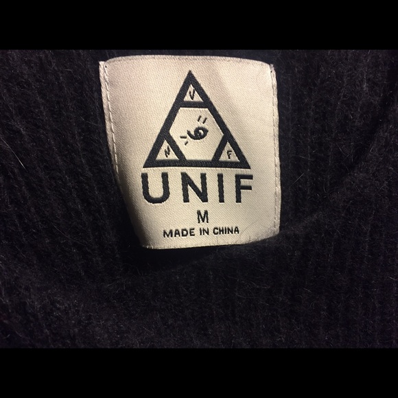 UNIF cher crop top - Picture 3 of 4