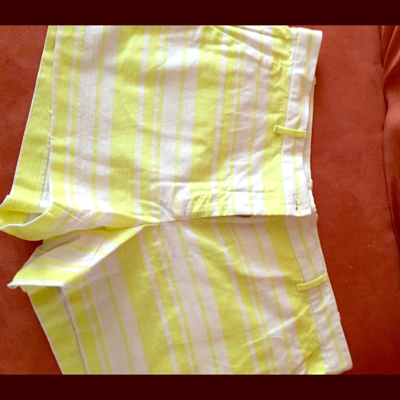 Gap stripe shorts