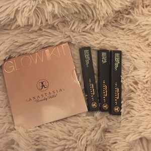 Anastasia liquid lipstick and gloss bundle!