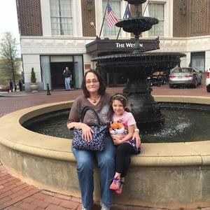 Meet your Posher, Teresa