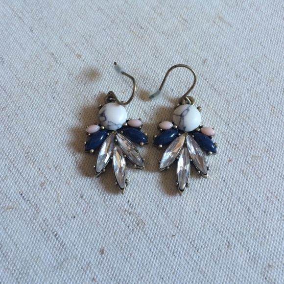 Chloe + Isabel earnings