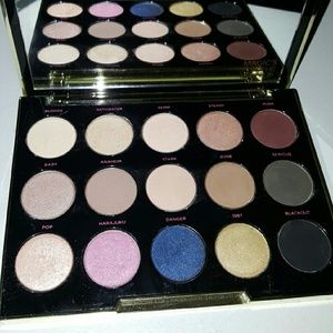 URBAN DECAY Gwen Stefani Eyeshadow Palette