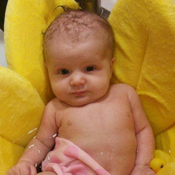 Meet your Posher, Laura - Picture 2 of 2