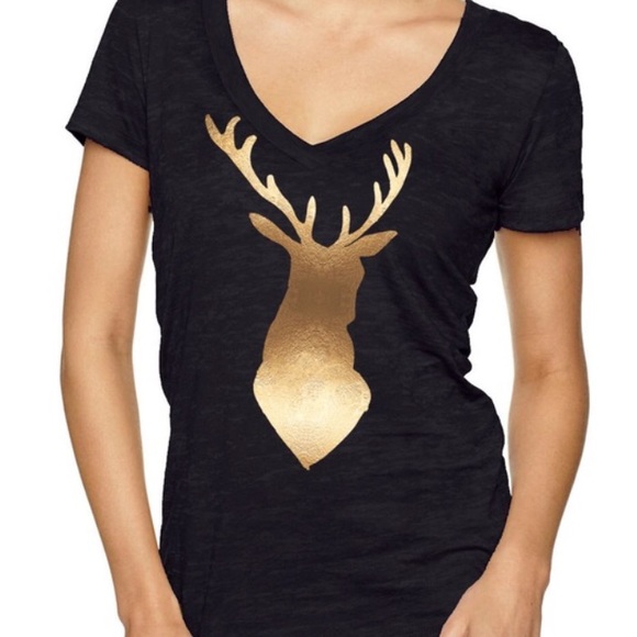 5🌟Rated: Golden Buck Black Tee