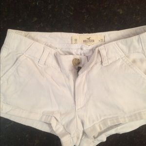 White Hollister shorts