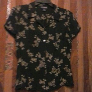 Ann Taylor Black and White Floral Blouse