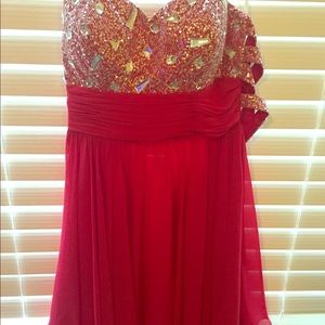 Formal/homecoming dress worn once