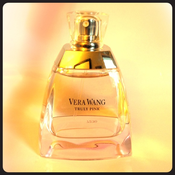 Vera Wang Truly Pink Eau de Parfum (3.4 oz)