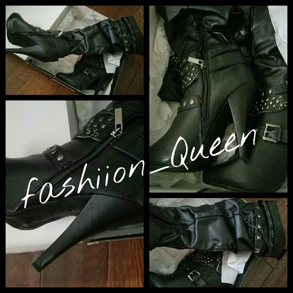 Leather black boots