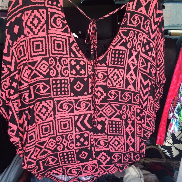 Fringe Aztec top - Picture 2 of 2