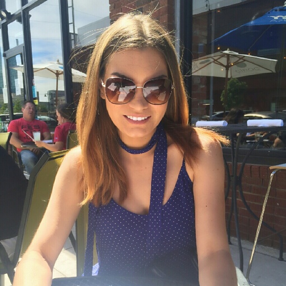 GET TO KNOW ME! - Picture 3 of 11