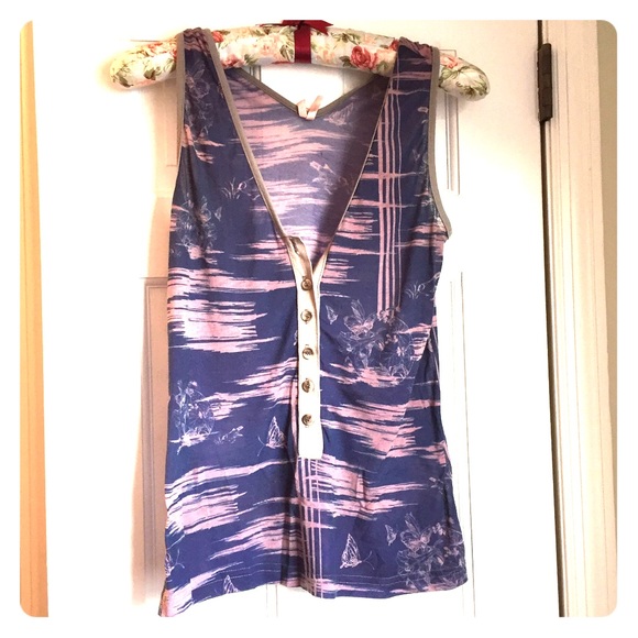$5 MOVING SALE!!! Tissue-Thin Tank with Buttons