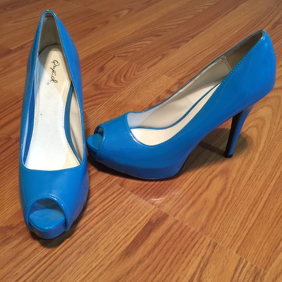 neon blue heels