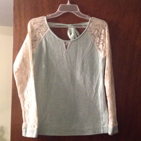 Lace and comfort sweatshirt!