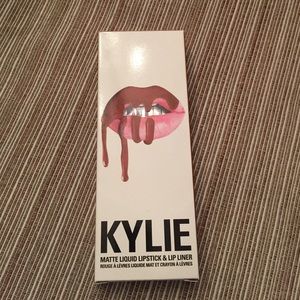 Kylie Cosmetics matte liquid lipstick