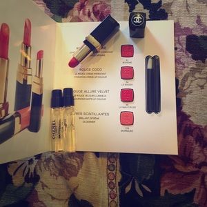 Chanel sample bundle