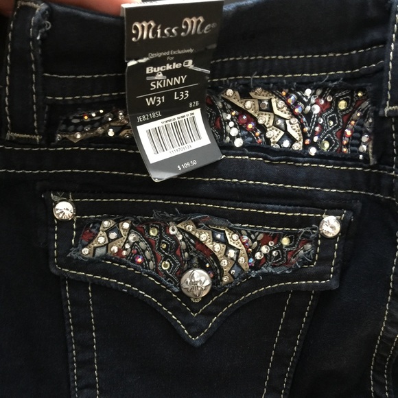 🆕Miss Me🆕 size W31 L33 skinny jeans.