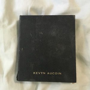Kevin Aucoin contour and sculpt palette