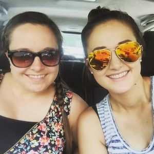 Meet your Posher, Jillian