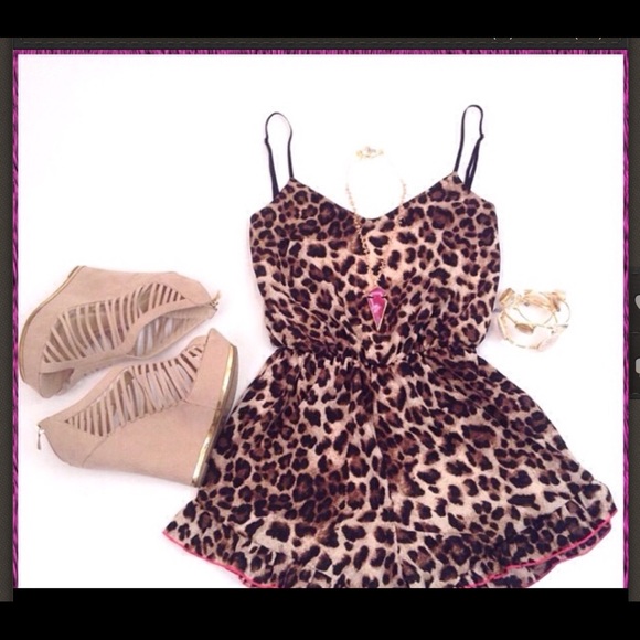 Leopard romper