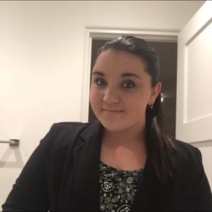 Meet your Posher, Izzy