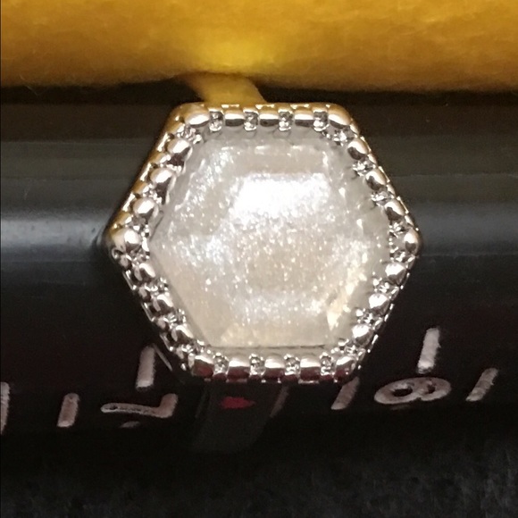 Silver Plated Fun Funky Resin Pearl Glitter Rings - Picture 2 of 4