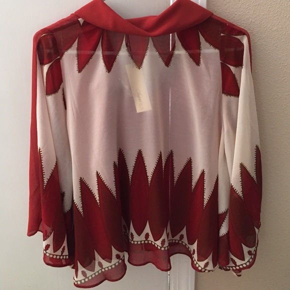 Rust colored blouse - Picture 2 of 3