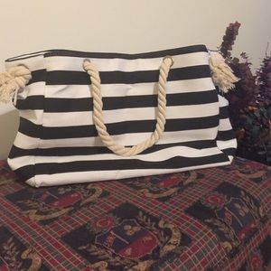 Canvas tote with vinyl monogram