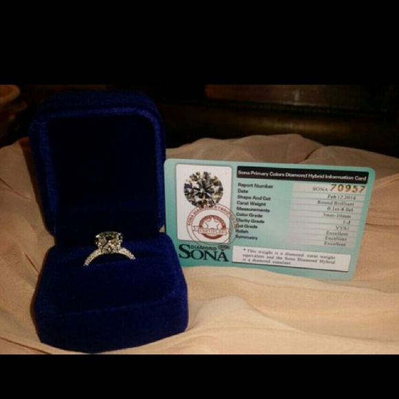 Sona Diamond Ring - Picture 3 of 3