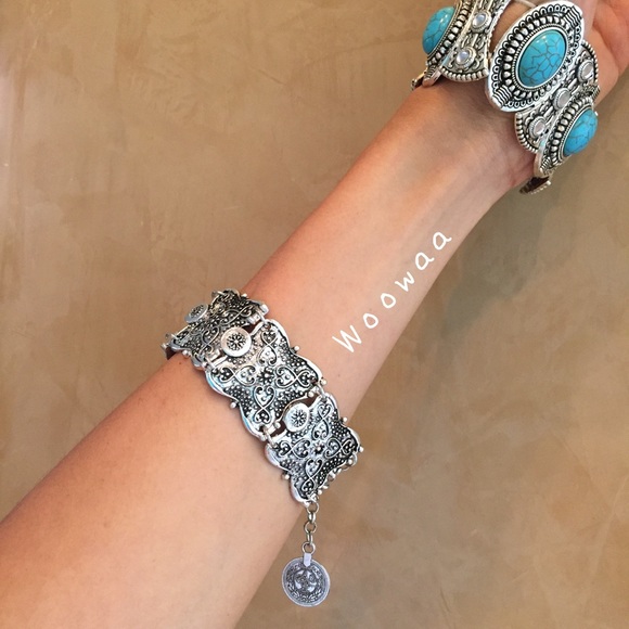 Tibetan silver bracelet - mid eastern asia - Picture 2 of 3