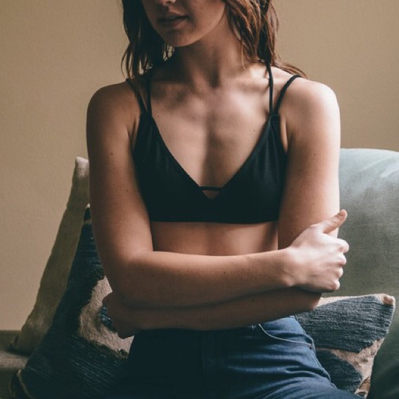 Strappy Bralette - Picture 4 of 4