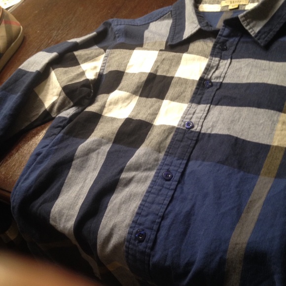 Burberry's Brit "Fred" shirt size M