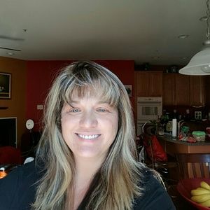 Meet your Posher, Toula