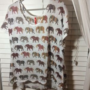 Hi low elephant shirt top size 3x