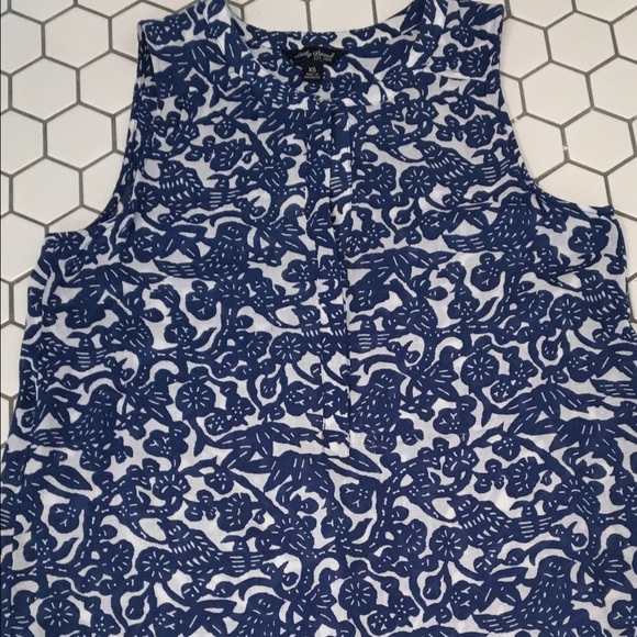 Lucky brand summer blouse with long back