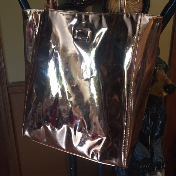 Ted Baker. Rose gold color. So pretty 🎉🎉🎉last o - Picture 4 of 4