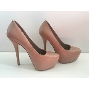 Steve Madden | Dejavu Blush Leather Pumps
