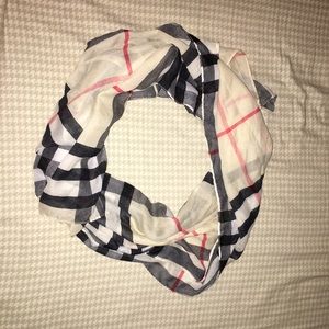 Burberry pattern scarf