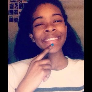 Meet your Posher, Tessa