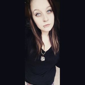 Meet your Posher, Hailey