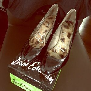 Sam Edelman black patent leather heels