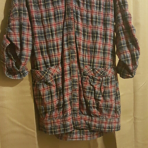 Top - Picture 3 of 3