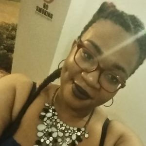 Meet your Posher, Ebony