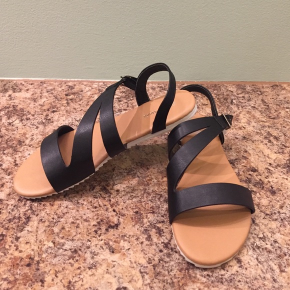 Black sandals