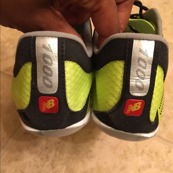 Running shoes - Picture 4 of 4